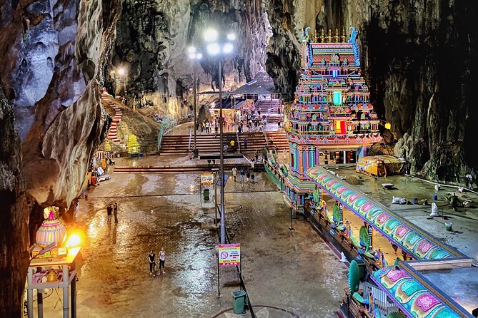 Batu Caves and Sari Experience with Batik Workshop - Climbing the caves: how the temple time fills your 2 hours