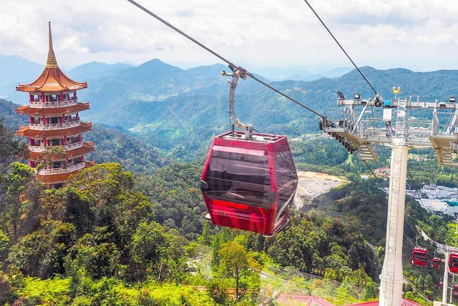 Batu Caves & Genting Highland Day Tour Include 2-Way Cable Car Ride - Strawberry Leisure Farm: Family-Friendly Walk, Extra Cost to Enter