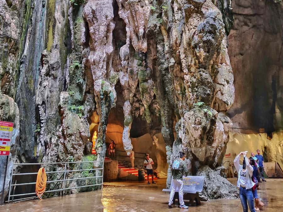Best of Kuala Lumpur Tour with KL Tower & Batu Caves - English-Speaking Guide: The Difference Between Seeing and Understanding