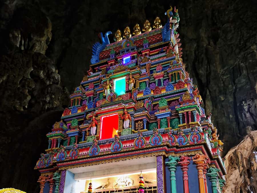Best of Kuala Lumpur Tour with KL Tower & Batu Caves - Hotel Pickup and the Golden Triangle Advantage