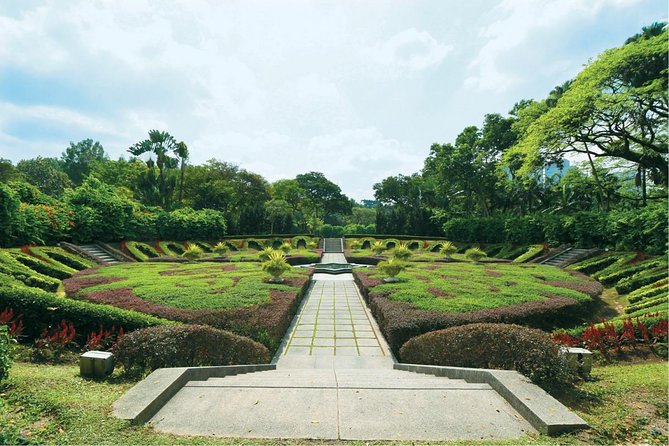 Bird Park & Butterfly Farm Nature Tour From Kuala Lumpur - Butterfly Park: 5,000 live butterflies in 80,000 sq ft of garden paths