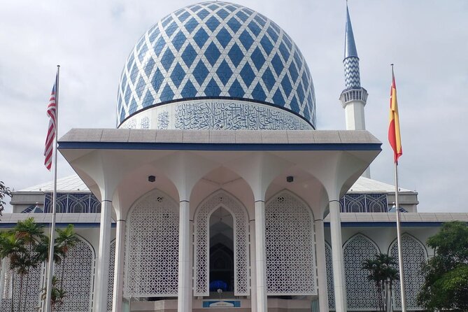 Blue Mosque And Batu Caves Private Tour from Kuala Lumpur - Price and Value: Why This $27 Private Option Can Make Sense