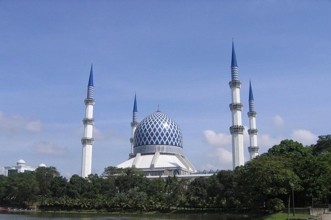 Blue Mosque And Batu Caves Tour - Should you book this Blue Mosque and Batu Caves tour?