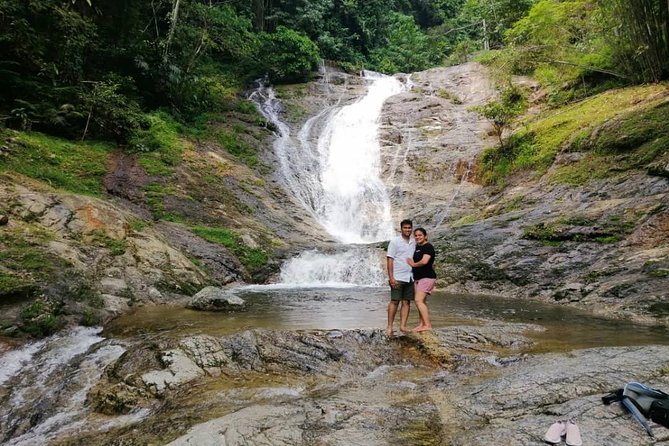 Cameron Highlands Tour from Kuala Lumpur - Kea Farm Market: where you can actually shop and snack like a local