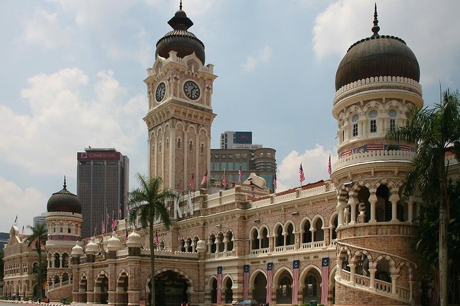 City and Batu Caves Tour - Batu Caves: 272 steps, Lord Muruga, and the dress rules that catch people