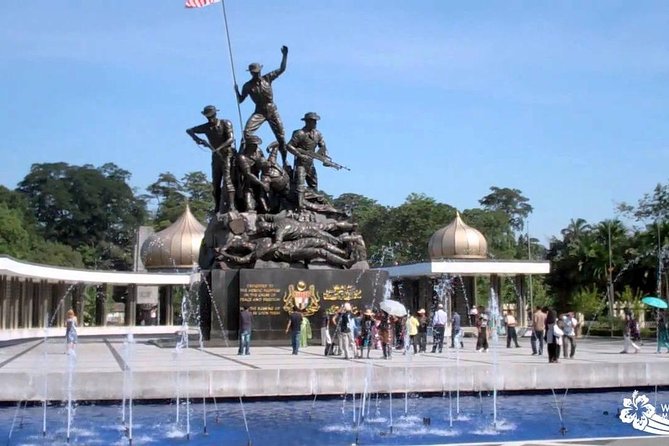 City Tour with Batu Cave and Fireflies Tour - Key Things That Make This Tour Work