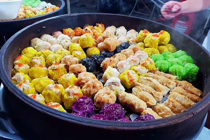 Culinary Journey Through Chinatown with All Type of Delicacies - Bakkwa (Chinese dry meat) in Chinatown: your first smoky bite