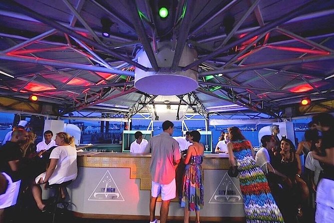 Dickson Dragon Amazing Sunset Cruise - What to pack so you actually enjoy the water time
