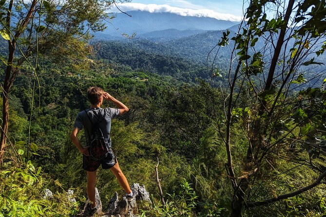 Dragonback Trek - Early Pickup and the Drive Out of Central KL