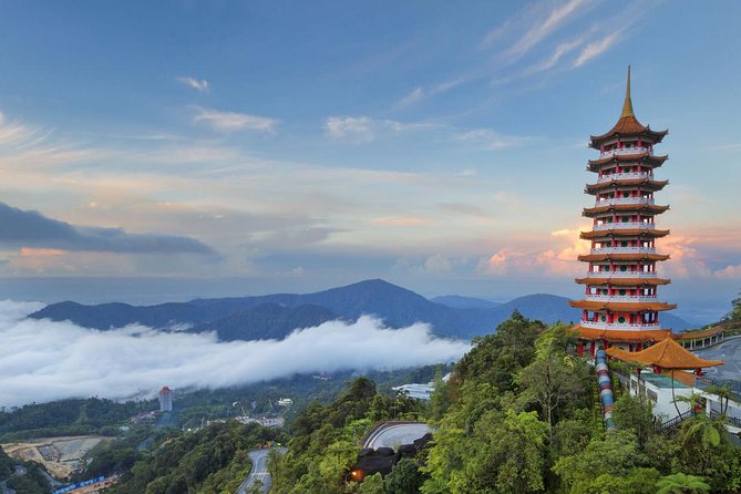Escape to Genting Highlands: Day Tour with Scenic Cable Car Ride - Pickup, Drop-off, and That USD 10 Outside-City-Center Detail