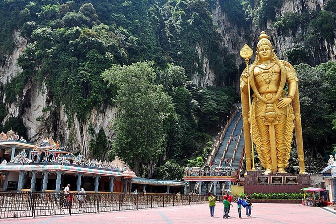 Fireflies Cruise with Batu Cave Visit and Seafood Dinner - Quick hits before you go