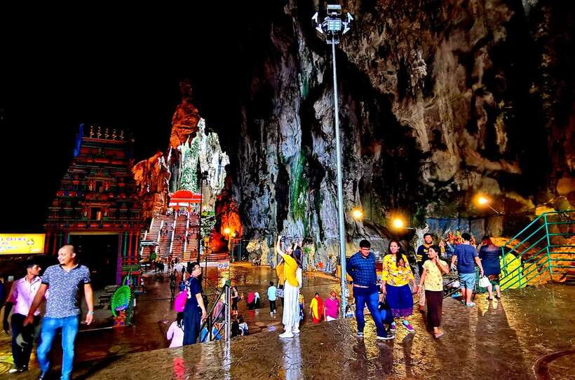 From Kuala Lumpur: Batu Caves Cultural Temple Tour - Batu Caves: the 272 steps (and why the cave matters)