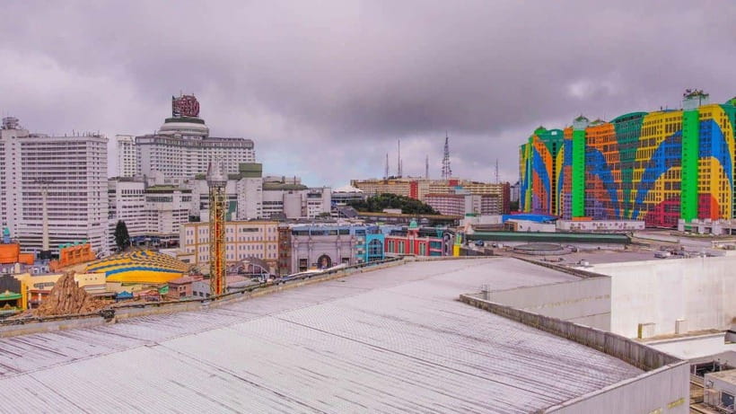 From Kuala Lumpur: Genting Highlands Day Tour & Gondola Ride - Head up to Genting Highlands: resort views and the gondola magic