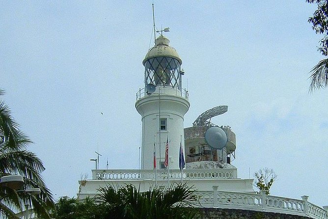 Full-Day Malacca City Tour - Red Square and Stadthuys: where Dutch rule still looks official