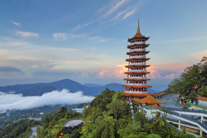 Genting Highlands & Batu Caves Day Tour + Chin Swee Temple - Chin Swee Cave Temple: small time, strong atmosphere