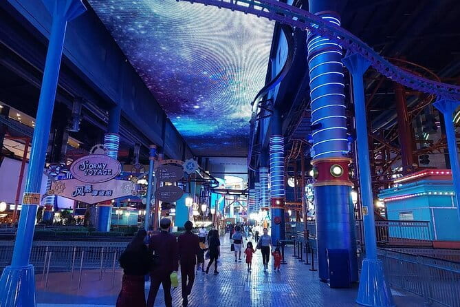 Genting Highlands & Batu Caves Include Cable Car Tickets - Batu Caves: limestone steps, Lord Murugan, and festival power