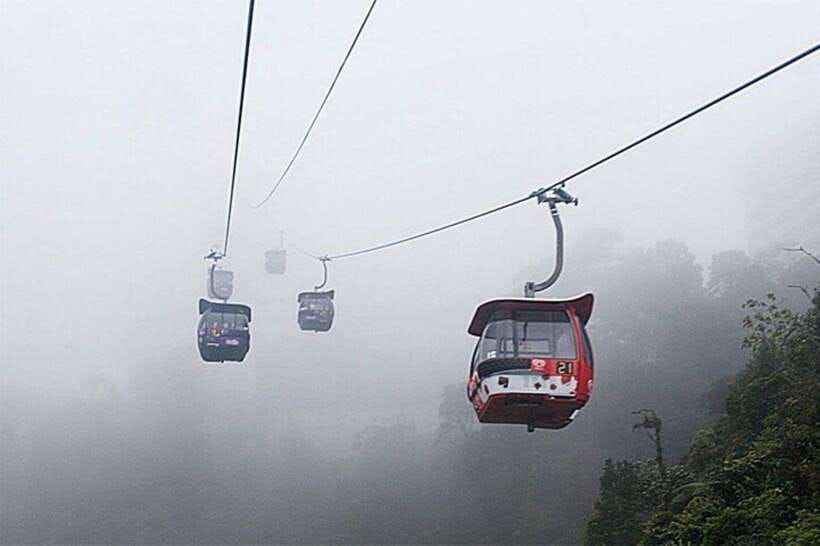 Genting Highlands Private Day Trip with Batu Caves - Batu Caves: A Challenge Worth Planning For