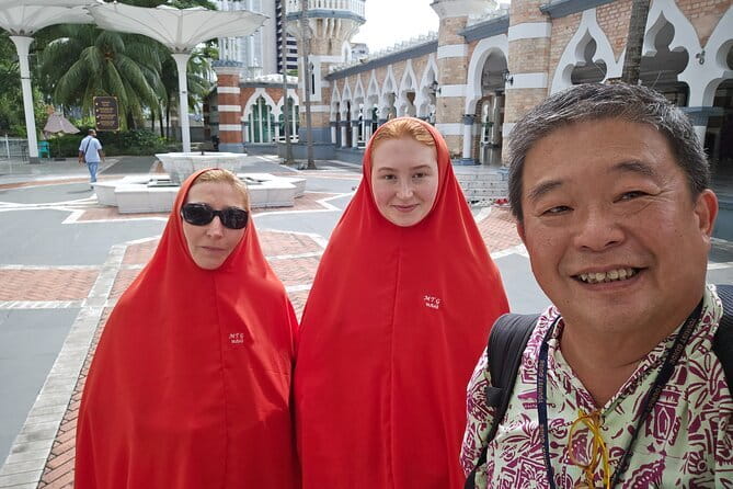 Half Day Cultural And Heritage Walking Tour in Kuala Lumpur - Meet at Masjid Jamek and start with the city’s foundation