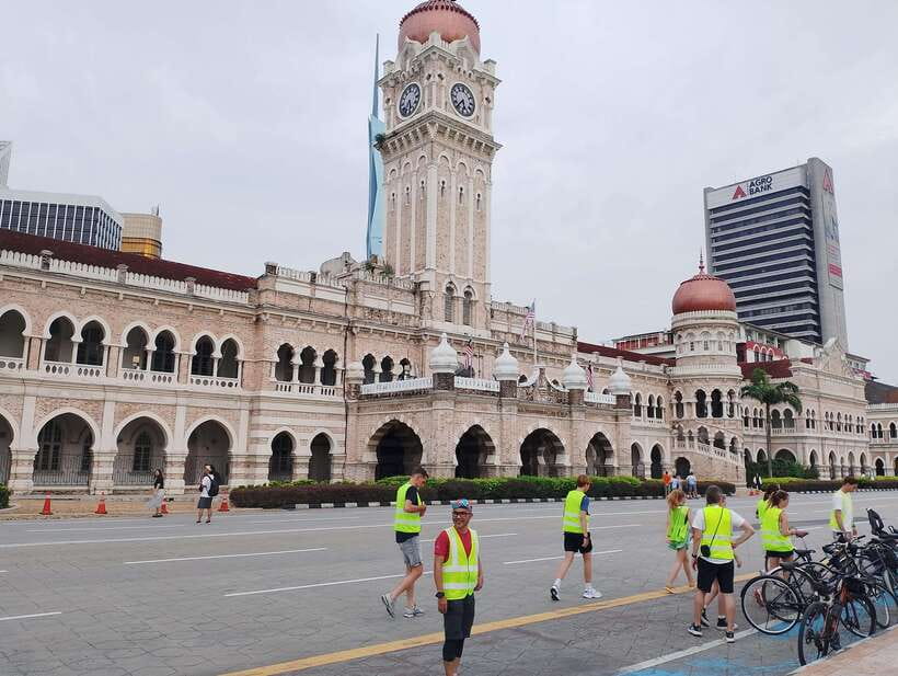 Hidden Kuala Lumpur: 4-Hour Bike Tour - The Secret Morning Passage and Local Junk Market Feel