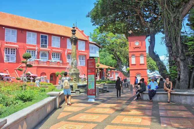 Historical Malacca Guided Day Tour (Shared Tour) - Jonker Street Walk: Snacks, Souvenirs, and Free Time You Can Use