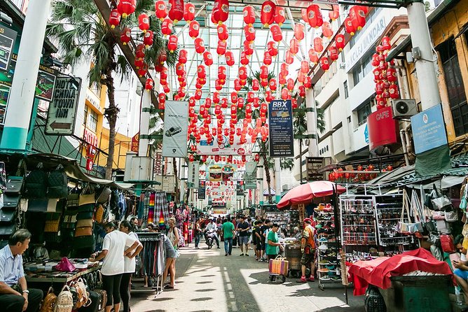 Immerse Yourself in Kuala Lumpur Heritage on a Night Tour - Sri Maha Mariamman Temple: the spiritual anchor in the middle of Chinatown