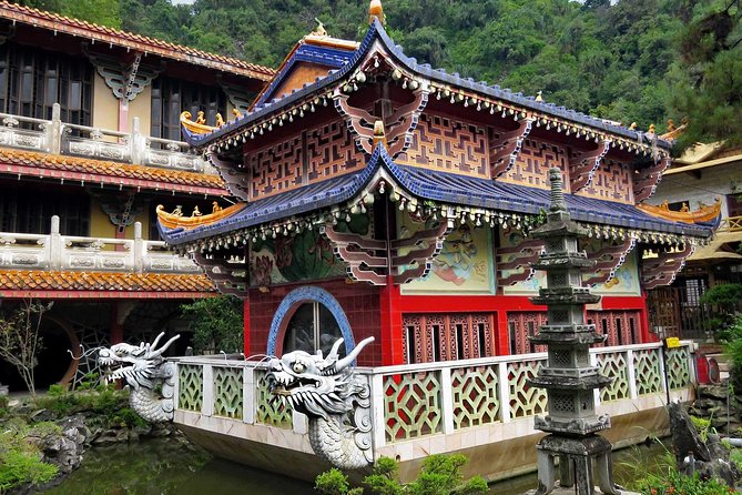Ipoh Caves, Heritage And Cave Temple Tour From Kuala Lumpur - A Private Ipoh Caves Day Trip: What Makes It Work