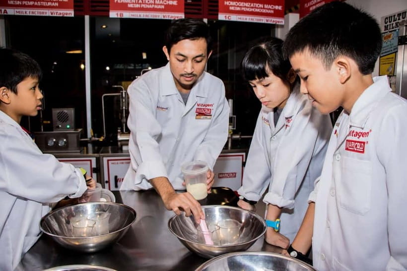 KidZania Entry Ticket - Staff energy, food limits, and other reality checks