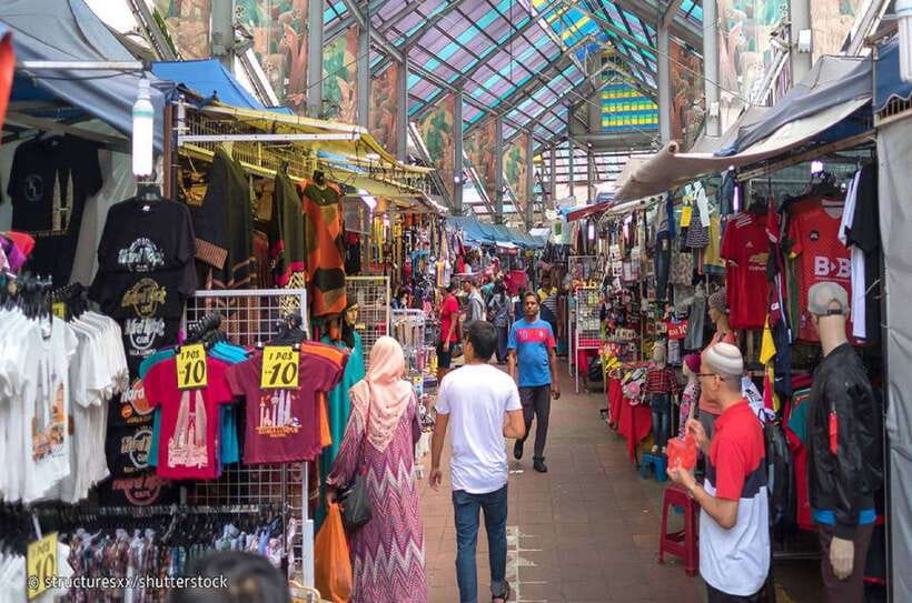 Kuala Lumpur: 4-Hour Authentic Local Markets & Event Tour - Chinatown’s packed streets: bargaining for souvenirs plus Chinese food