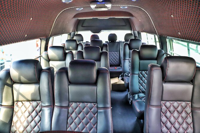 Kuala Lumpur Airport Arrival Transfer to Kuala Lumpur City - Comfort and Timing: Sedan or Minivan, Plus Up to 60 Minutes Waiting