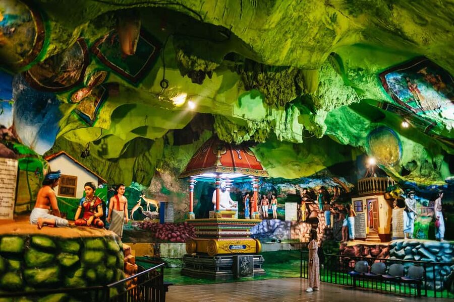 Kuala Lumpur: Batu Caves Half-Day Tour with Pick-Up Option - Comfort, Rules, and Rain Tips That Actually Save the Day