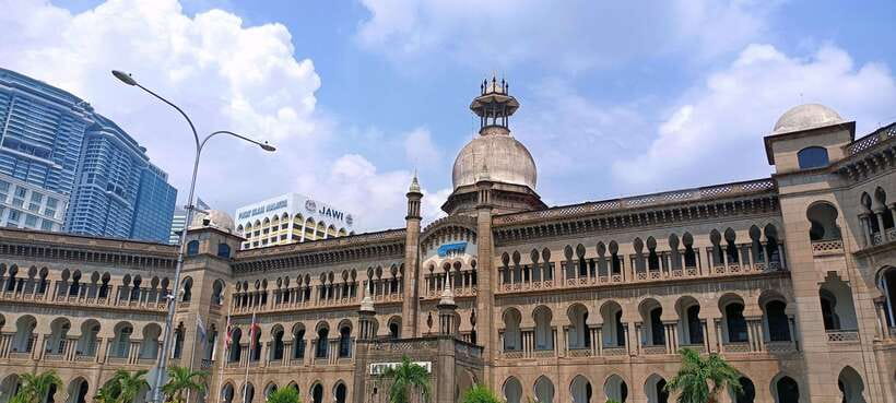 Kuala Lumpur City Tour with KL Tower Ticket - River of Life at Masjid Jamek: where city geography shows up