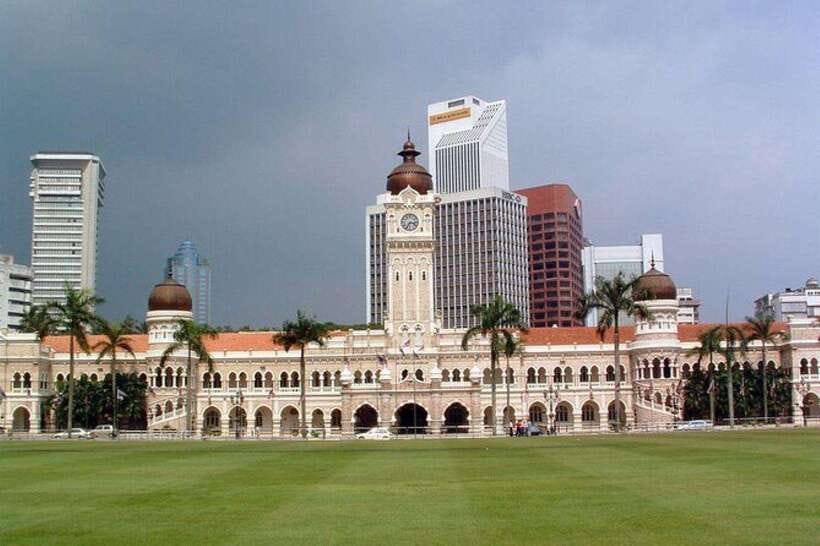 Kuala Lumpur: Full-Day Private City Highlights Tour - Chinatown (Petaling Street) and Little India (Brickfields)