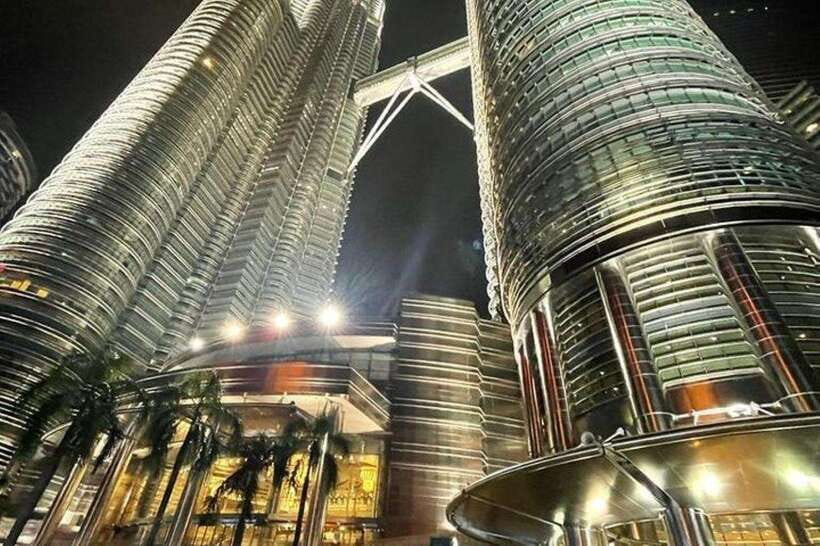 Kuala Lumpur: Full-Day Private City Highlights Tour - Kuala Lumpur Railway Station: where eras collide in architecture