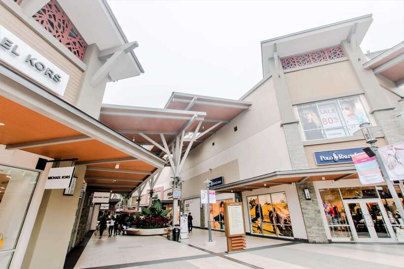 Kuala Lumpur: Genting Highland Tour with SkyWorld Theme Park - Genting Premium Outlets: worth it if you know you’ll shop