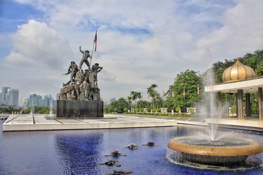 Kuala Lumpur: Half-Day City Tour - What the English-speaking guides do that actually improves your trip
