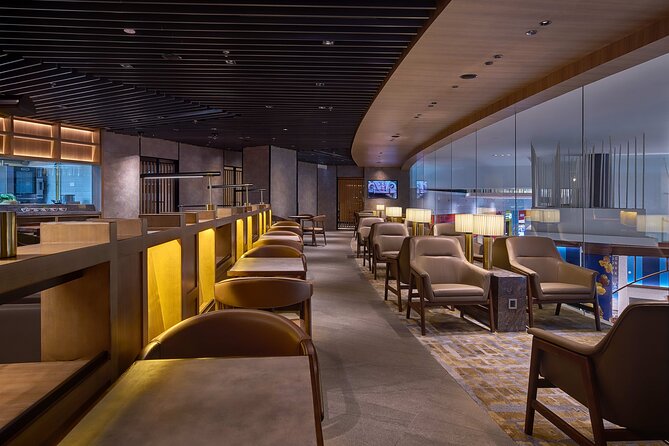 Kuala Lumpur International Airport Plaza Premium Lounge - Food and coffee: included buffet, mixed satisfaction, smart expectations