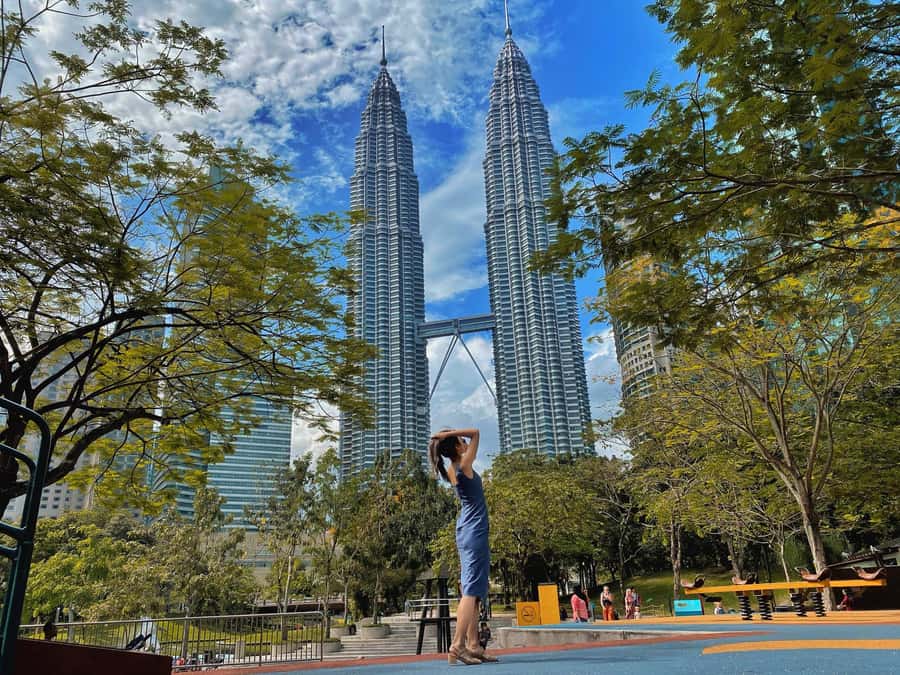 Kuala Lumpur: KL GRAND TOUR WITH 25 ATTRACTIONS (SIC) - Pickup rules, shared-group reality, and possible surcharges
