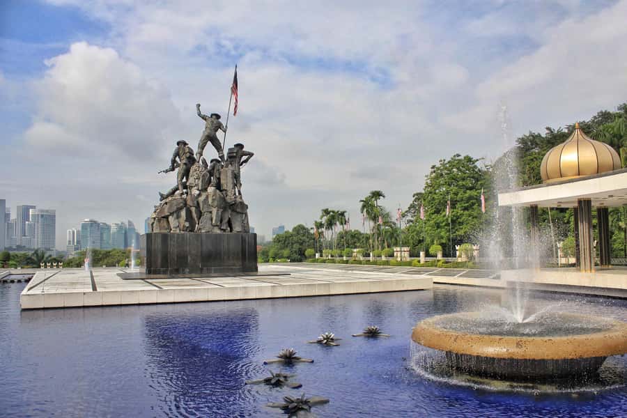Kuala Lumpur: KL GRAND TOUR WITH 25 ATTRACTIONS (SIC) - Thean Hou Temple and the feeling of a KL afternoon