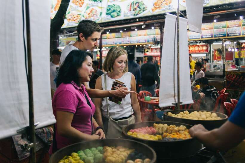 Kuala Lumpur: Local Street Food Night Tour - English explanations and how to use them on your next meal