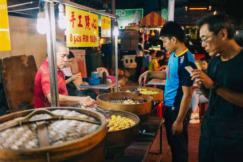 Kuala Lumpur: Local Street Food Night Tour - Price and value: is $69 worth 150 minutes of street food?