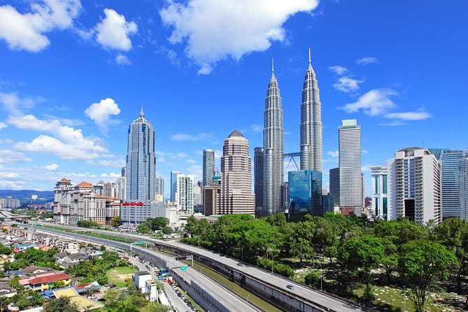 Kuala Lumpur Night City Tour: Experience the Nightlife - Why the price ($52.50) can be good value at night