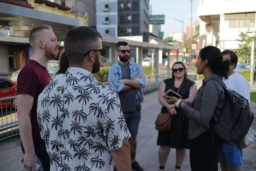 Kuala Lumpur: Nightlife Street Food Tour with 6 Tastings - Night Street Food Meets MRT-Style Convenience