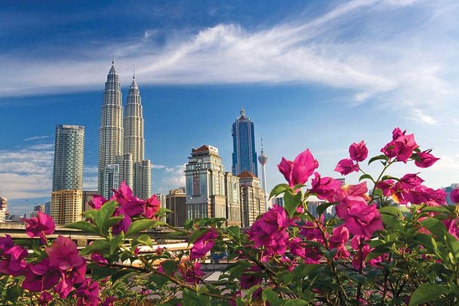 Kuala Lumpur Notable Landmarks & City Highlights Tour - Istana Negara: Royal Residence Photos and the Hourly Guard Change