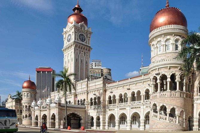 Kuala Lumpur Private City Highlights Tour - Masjid Negara and Dataran Merdeka: Gardens, Independence Square, Big-Photo Energy