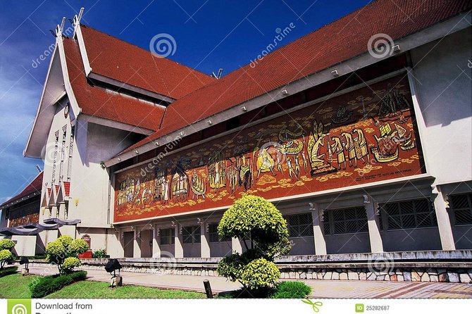 Kuala Lumpur Private City Highlights Tour - Petronas Twin Towers: Photo Stop Now, Entry Optional