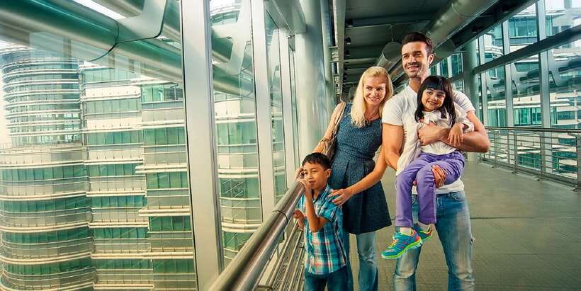 Kuala Lumpur: Private Full-Day 10 Wonders Tour - Petronas Twin Towers: Sky Bridge views and the top-deck perspective