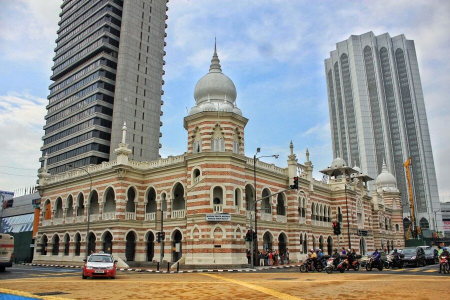 Kuala Lumpur: Private Half-Day City Tour - Beryl’s Chocolate Kingdom: where the tasting becomes a small workshop