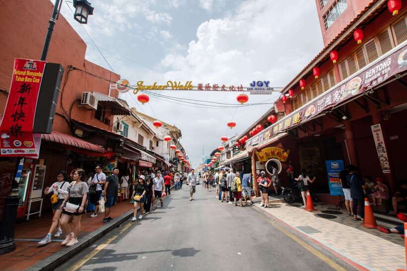 Kuala Lumpur: Private Malacca Night Tour w/Cruise & Trishaw - A’ Famosa: Portuguese fortress remains and the change of hands