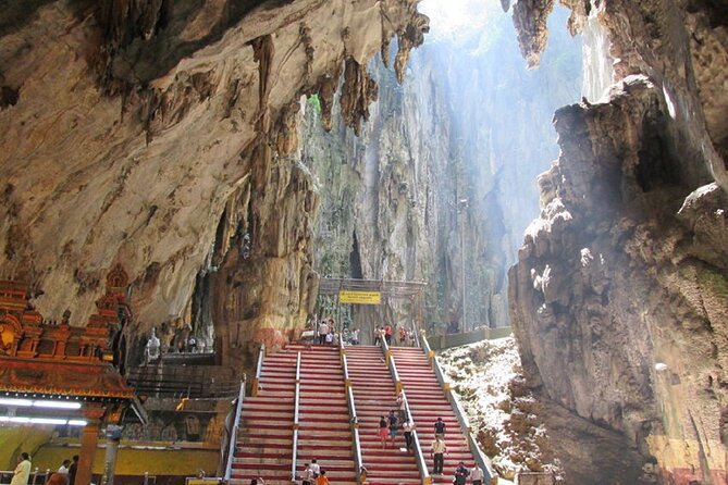 Kuala Lumpur Private Tour to Batu Caves Hotsprings And Waterfalls - What to Bring, Based on the Real Demands of This Day