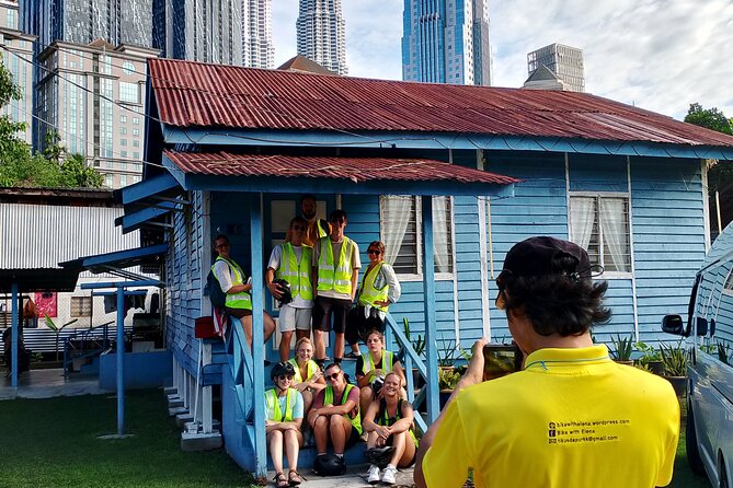Kuala Lumpur Sunset Evening Cycling Tour - Jalan Salleh: stilt houses and a Malay settlement shaped since 1900